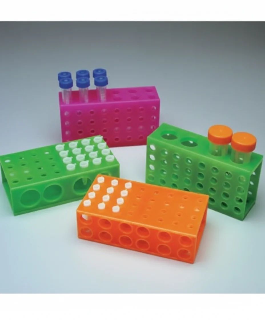 Fisherbrand 4 way microtube storage rack, Rotate racks to accommodate 50 mL, 15 mL, 1.5 mL or 0.5 mL tubes, then link them together for whatever size rack you need. Made of sturdy, autoclavable polypropylene. Pack of 5 - Image 1