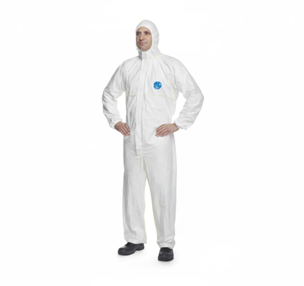 Tyvek 200 Easysafe Coverall Medium - Image 1